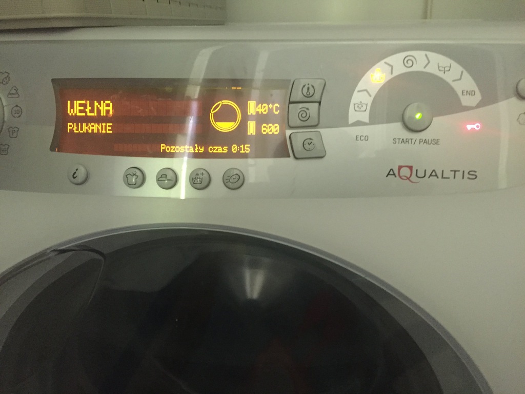 Pralka Ariston Hotpoint Aqualtis AQSD 129