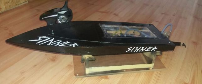 Motorówka RC ślizg bezszczotkowy 2.4GHz 