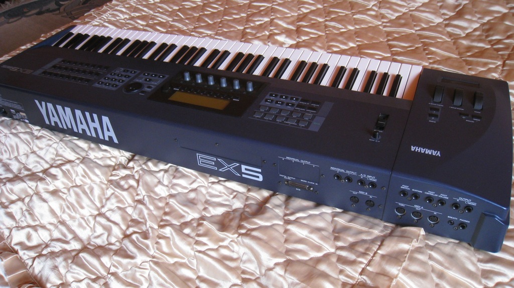 YAMAHA EX5 ...synth, jedyny taki !