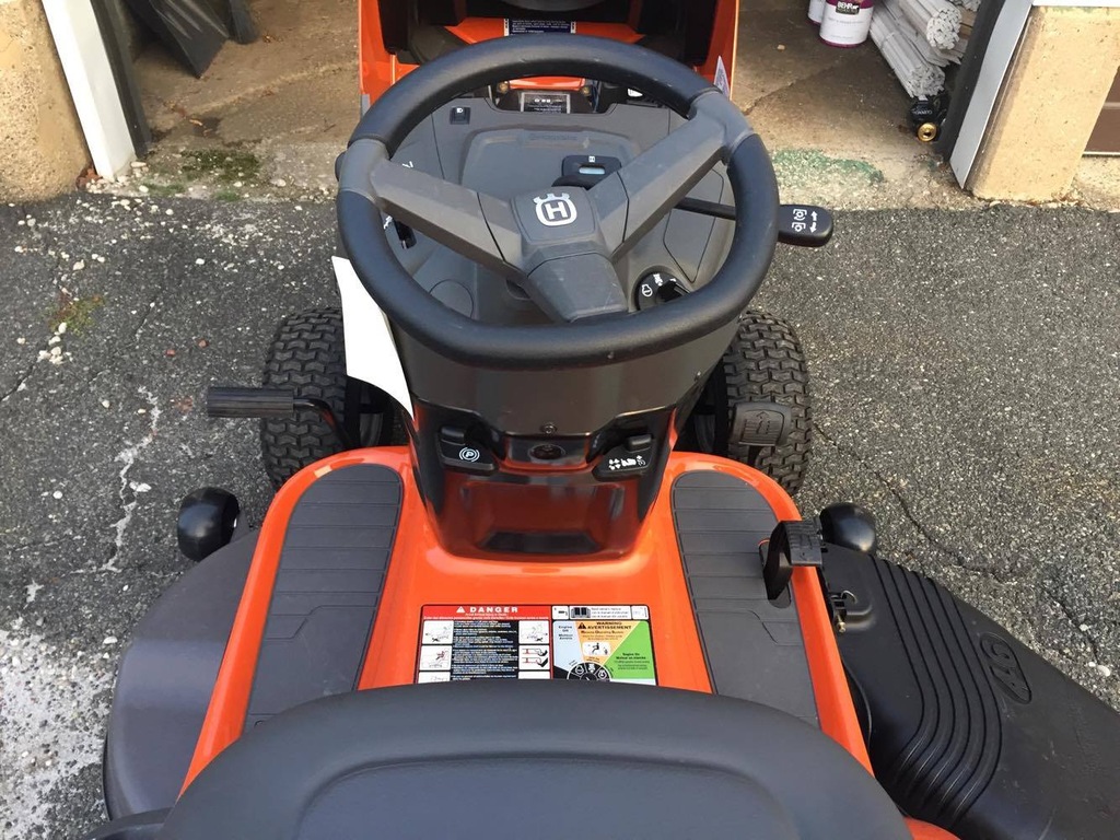 Traktorek kosiarka z koszem Husqvarna YTA22v46 - 7359560956 - oficjalne