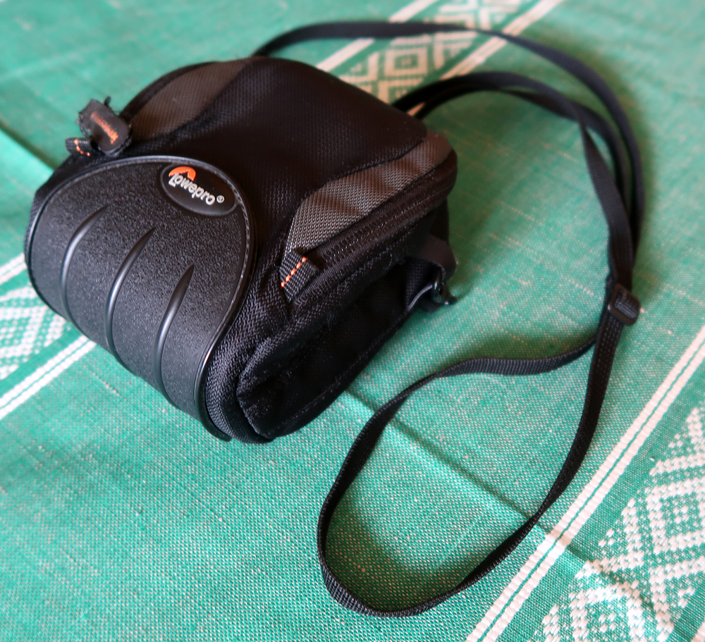 TORBA POKROWIEC FUTERAŁ LOWEPRO Apex 60 AW-UŻYWANY