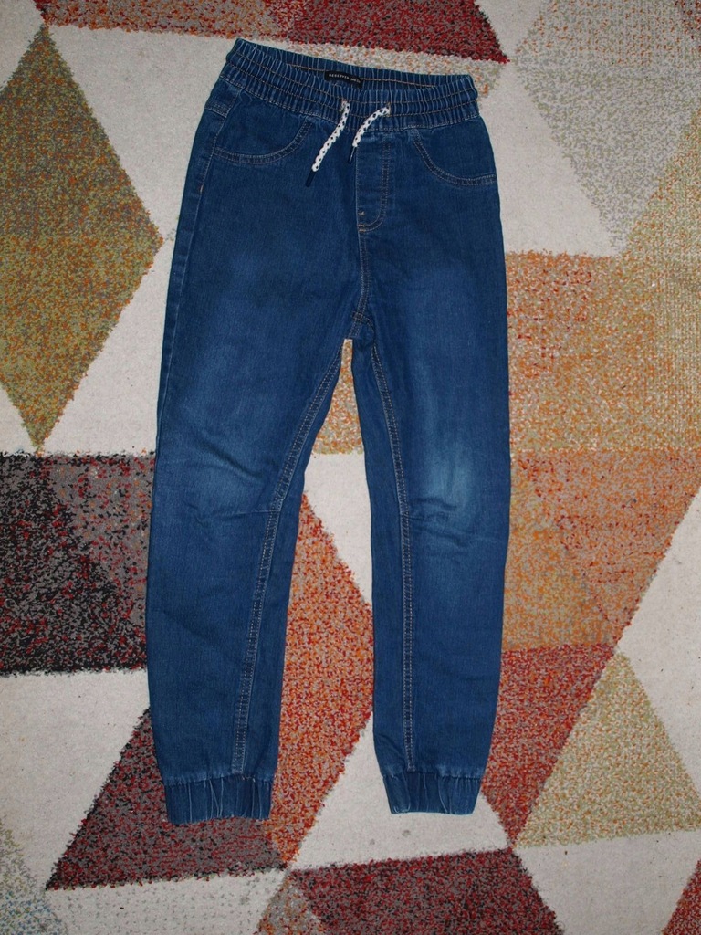 RESERVED jeans spodnie dla rozm 146