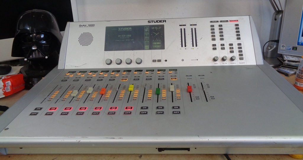 STUDER On Air 1000 DIGITAL MIXING CONSOLE