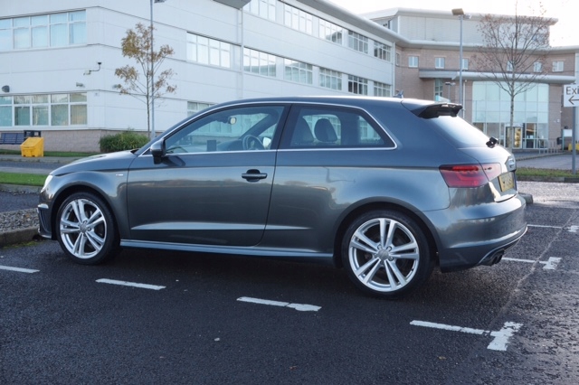Audi A3 8V 3D dach 3 drzwi LZ7S