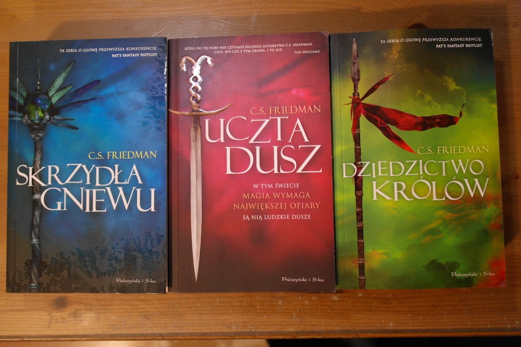 DZIEDZICTWO KRÓLÓW, UCZTA DUSZ, SKRZYDŁA GNIEWU