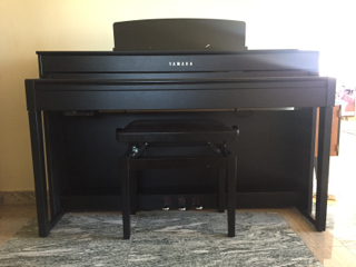 YAMAHA CLAVINOVA CLP-545 pianino hybrydowe
