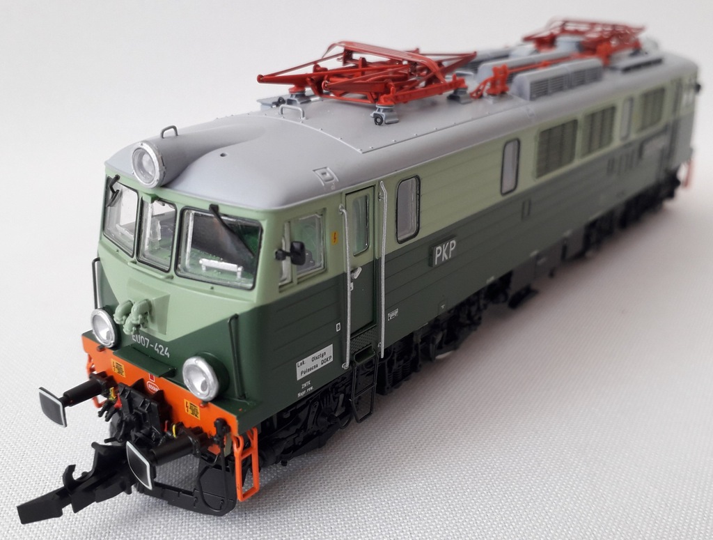 Lokomotywa PKP EU07-424 Schlesienmodelle 107009