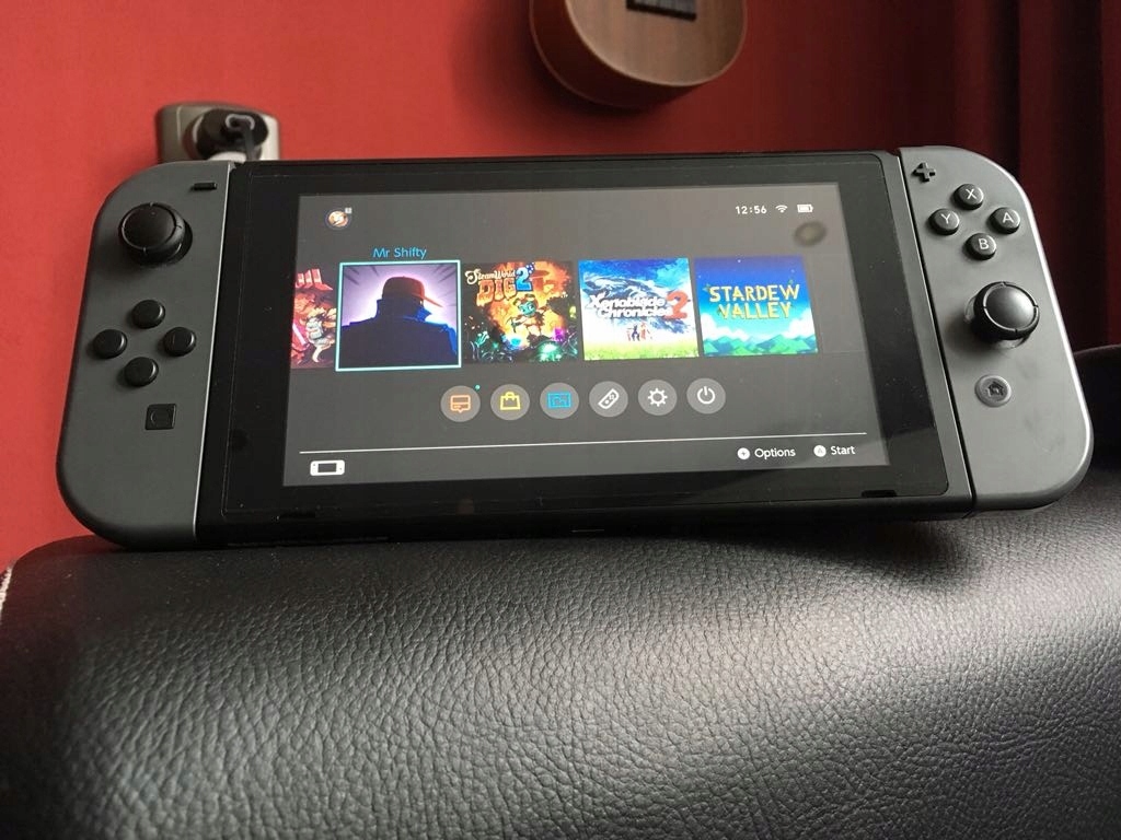 Nintendo switch 32gb kilka gier. Piękny stan