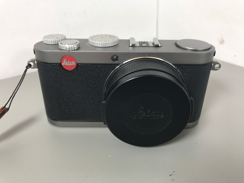 Leica x1 bardzo mało używany, stan bdb