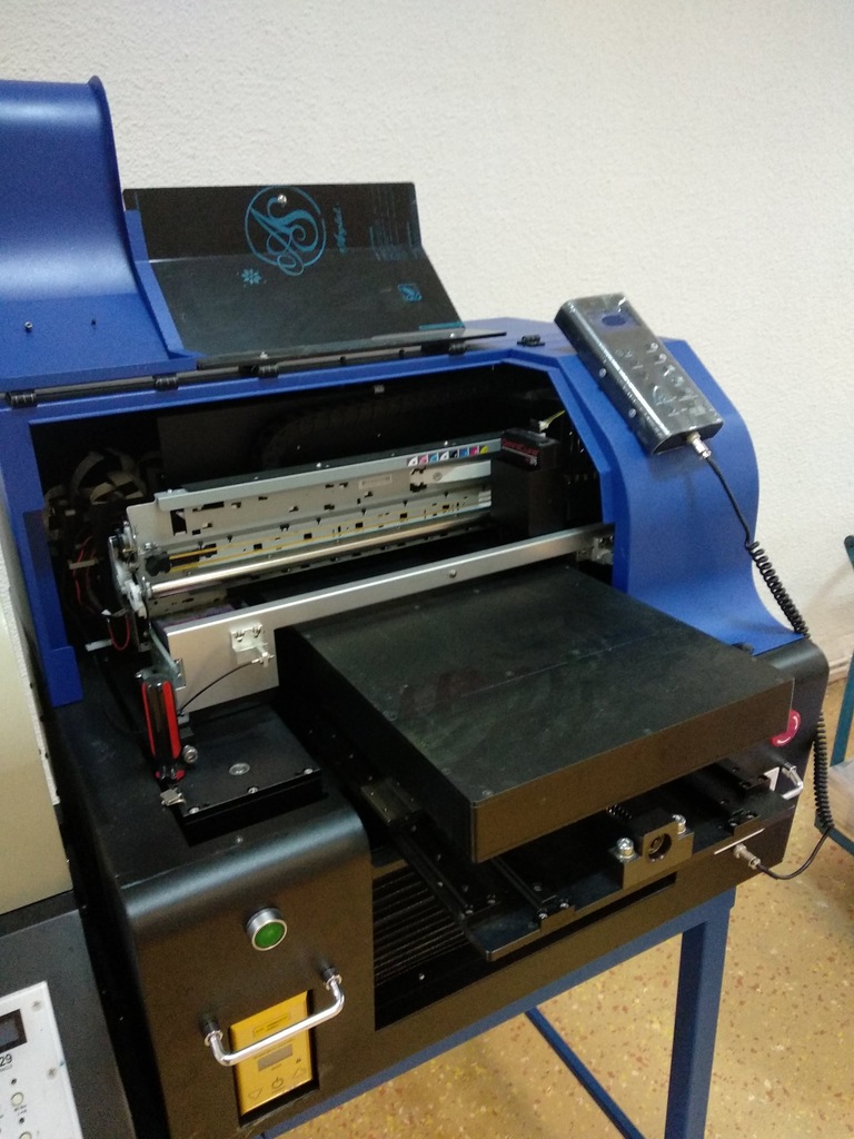 Drukarka UV DMP 3060UV - ploter drukujący UV