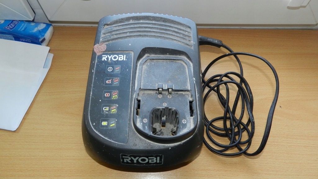 Ładowarka Ryobi BCL 1418 Li-ion 7593973496 oficjalne archiwum