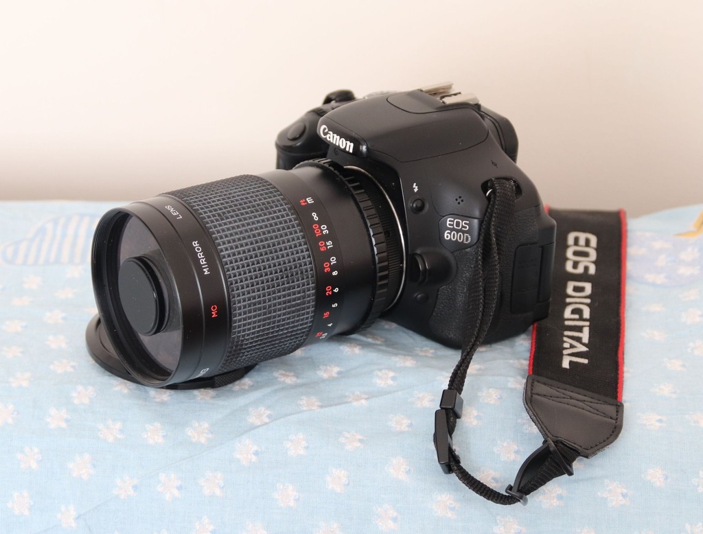 Canon EOS 600D + futerał +ob.f8/500mm + 2aku + 4GB
