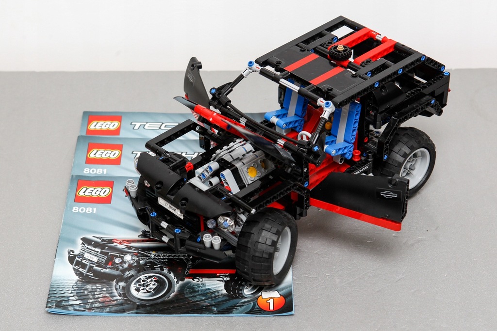 Lego Technic Off-Road 8081 Extreme Cruiser