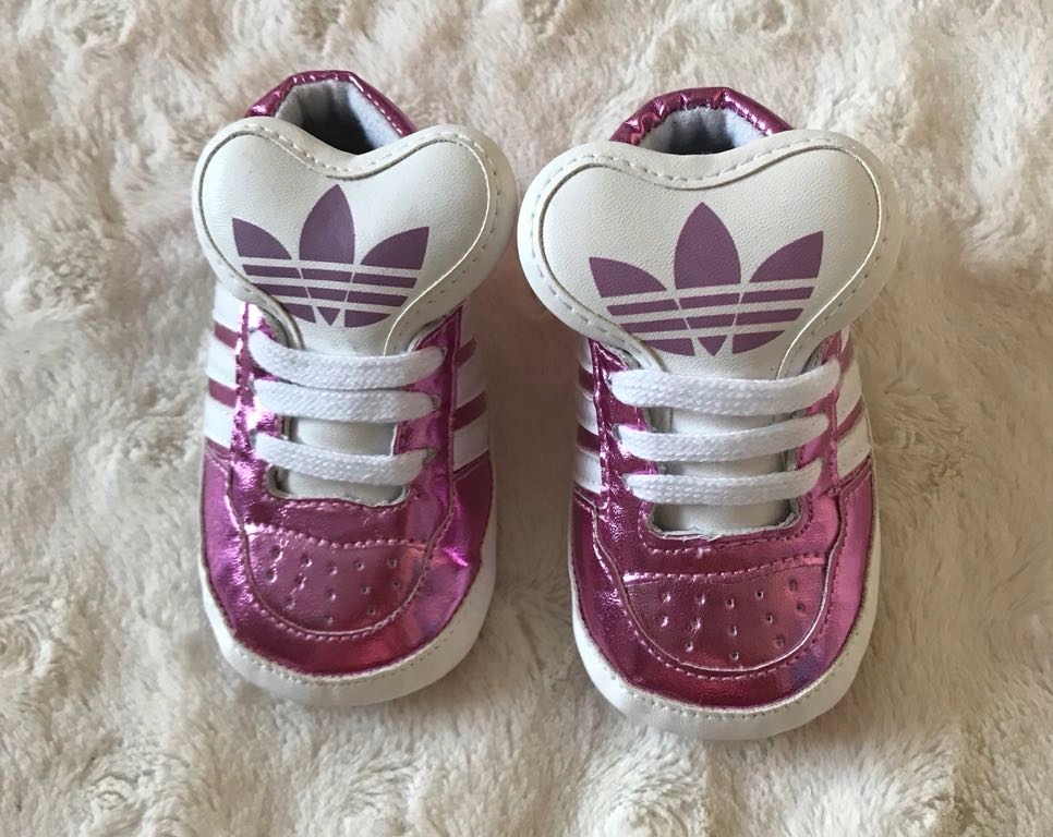 Buciki niechodki Adidas 6-12 miesięcy