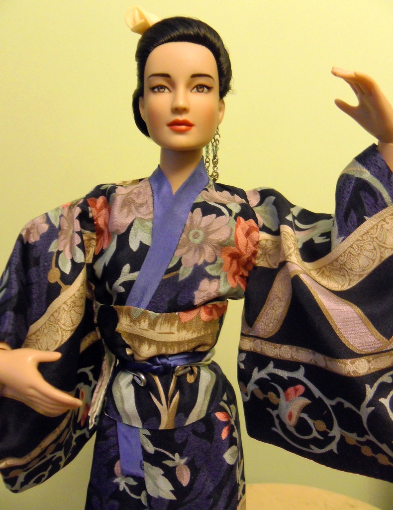 Tonner Memoirs of the Geisha Mameha - naga