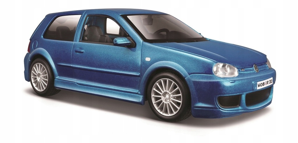 MAISTO VOLKSWAGEN GOLF R32 1/24 granat 31290