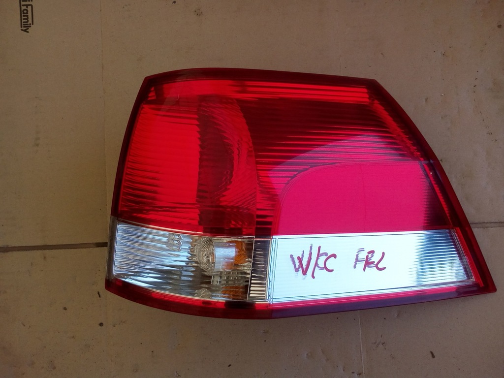 OPEL VECTRA C KOMBI LAMPA TYŁ TYLNA LEWA W-wa