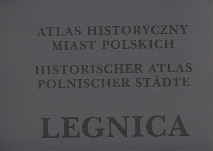 Atlas historyczny miast Legnica MAPY PLANY
