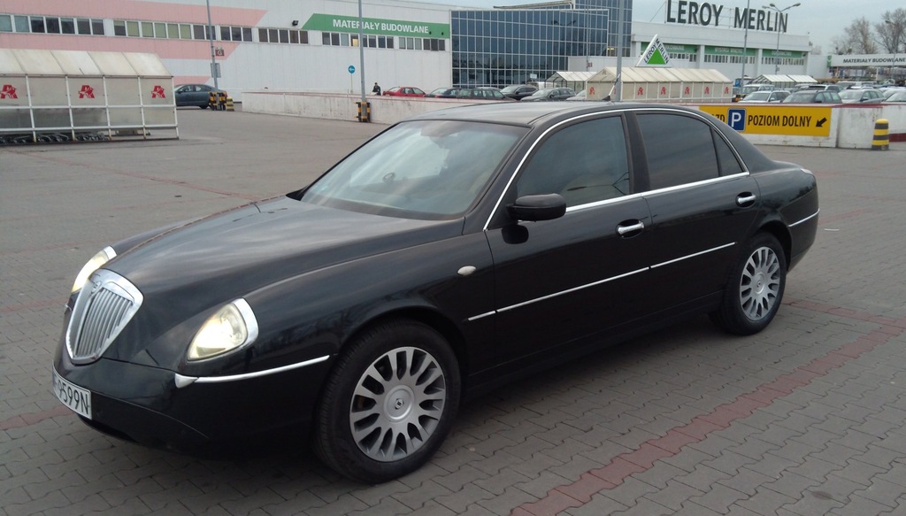 Lancia thesis продам