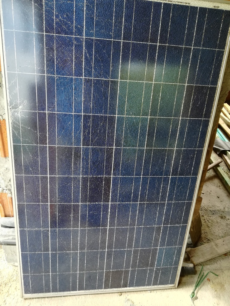 panel fotowoltaiczny solarny 230Wp zbita szyba
