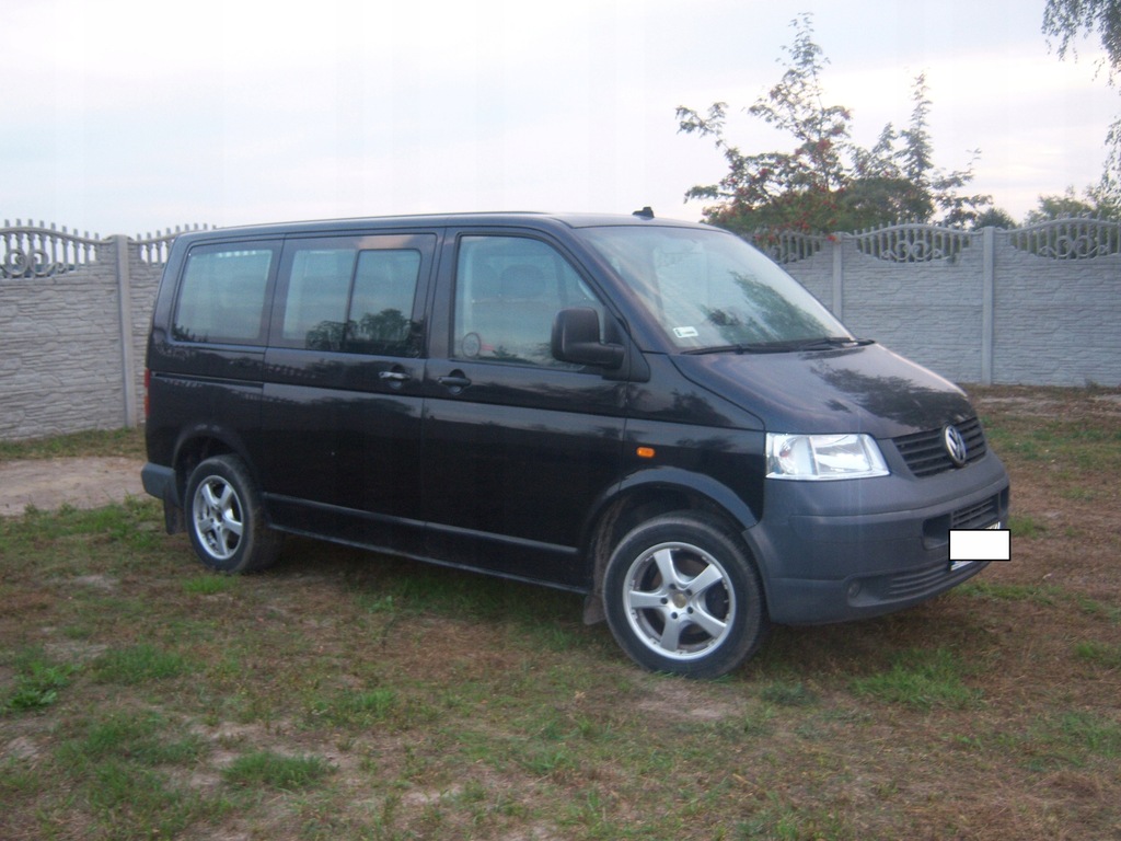 WV t5 2.5 tdi 9 osobowy czarny