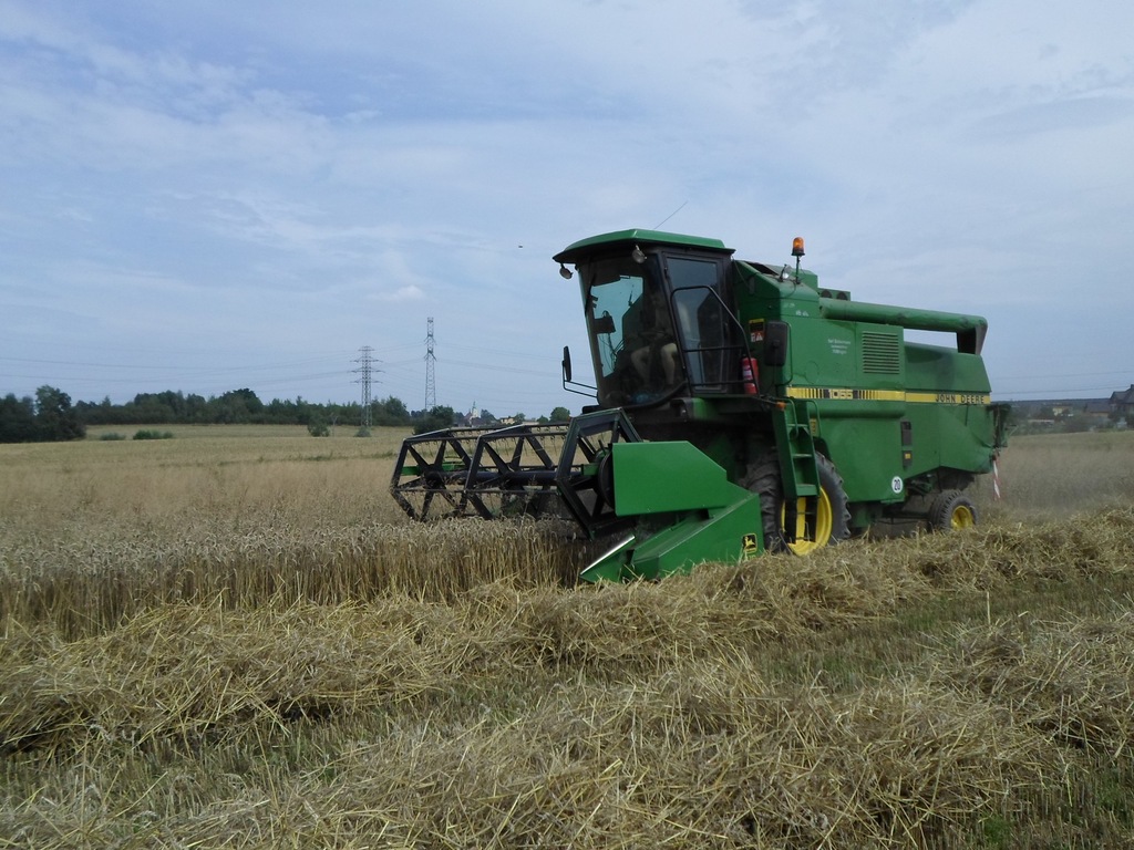 Kombajn Zbożowy JOHN DEERE 1055 Eksportowa Wersja