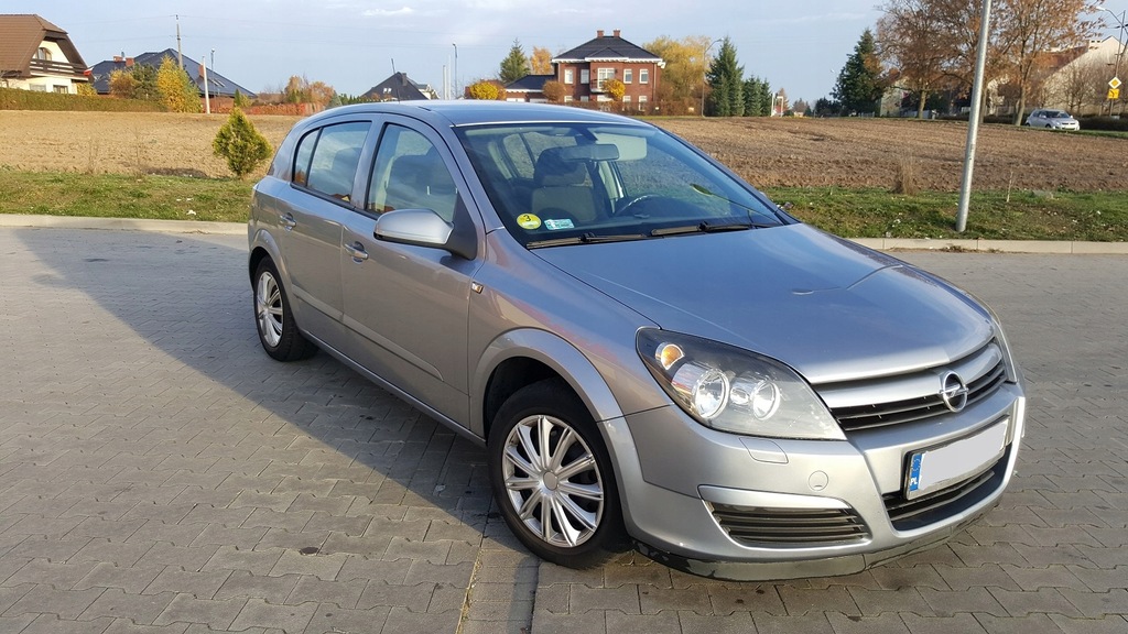 Samochód Opel Astra III