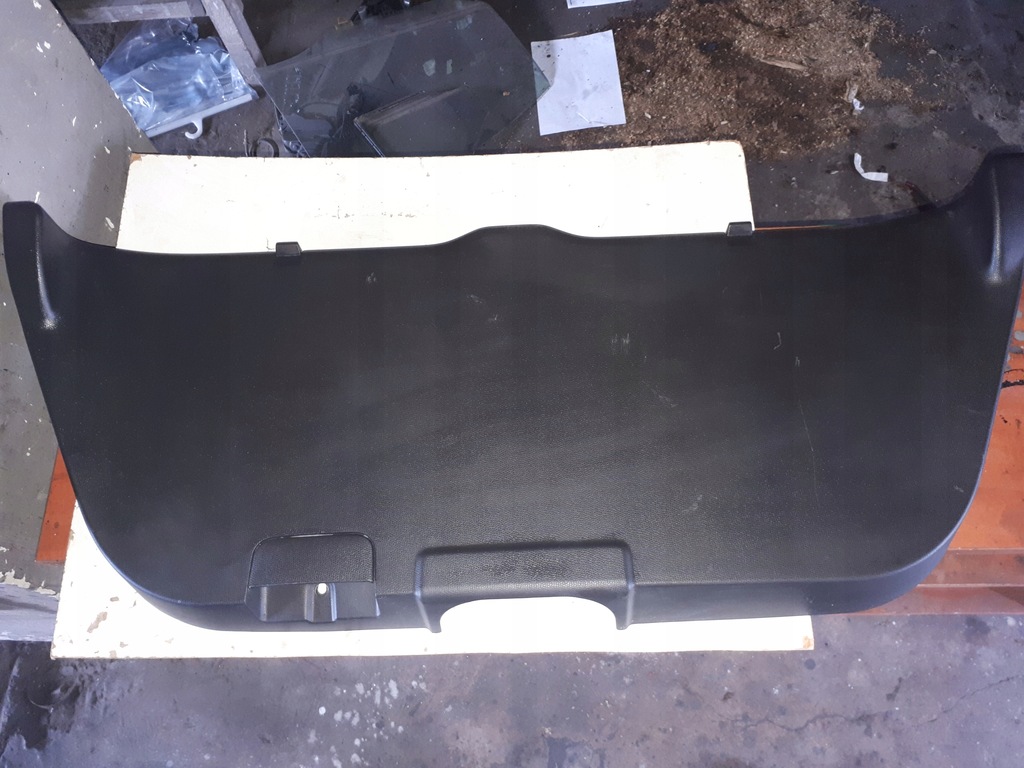 SUZUKI SWIFT III MK6 TAPICERKA OSŁONA KLAPY TYŁ