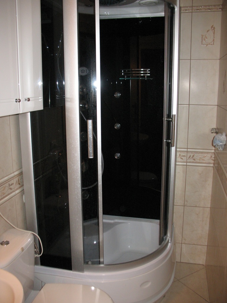 KABINA PRYSZNICOWA 90X90 Z HYDROMASAŻEM Z BRODZIKI