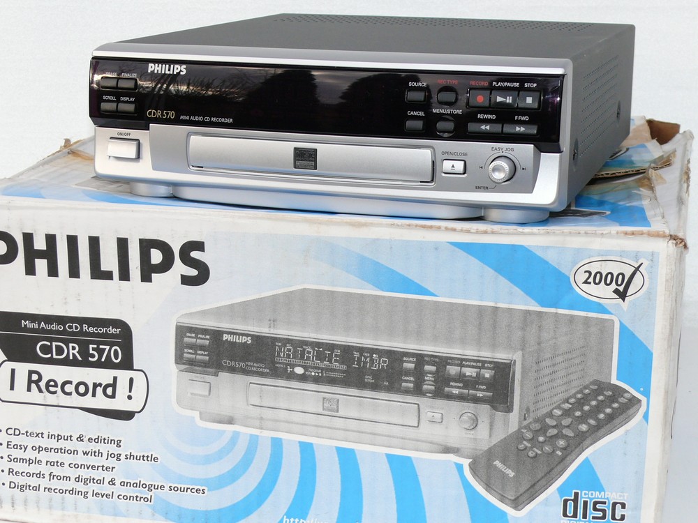 PHILIPS CDR 570 ミニオーディオCDレコーダー PHILIPS CDR 570 ミニオーディオCDレコーダー CDR 570 - Philips