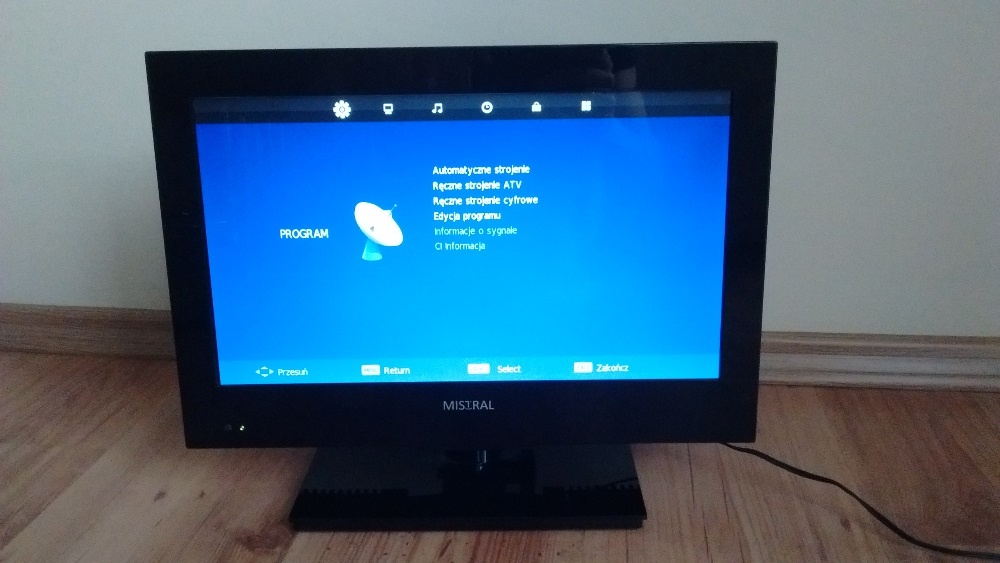 Mistral tv 15 cali model 1561