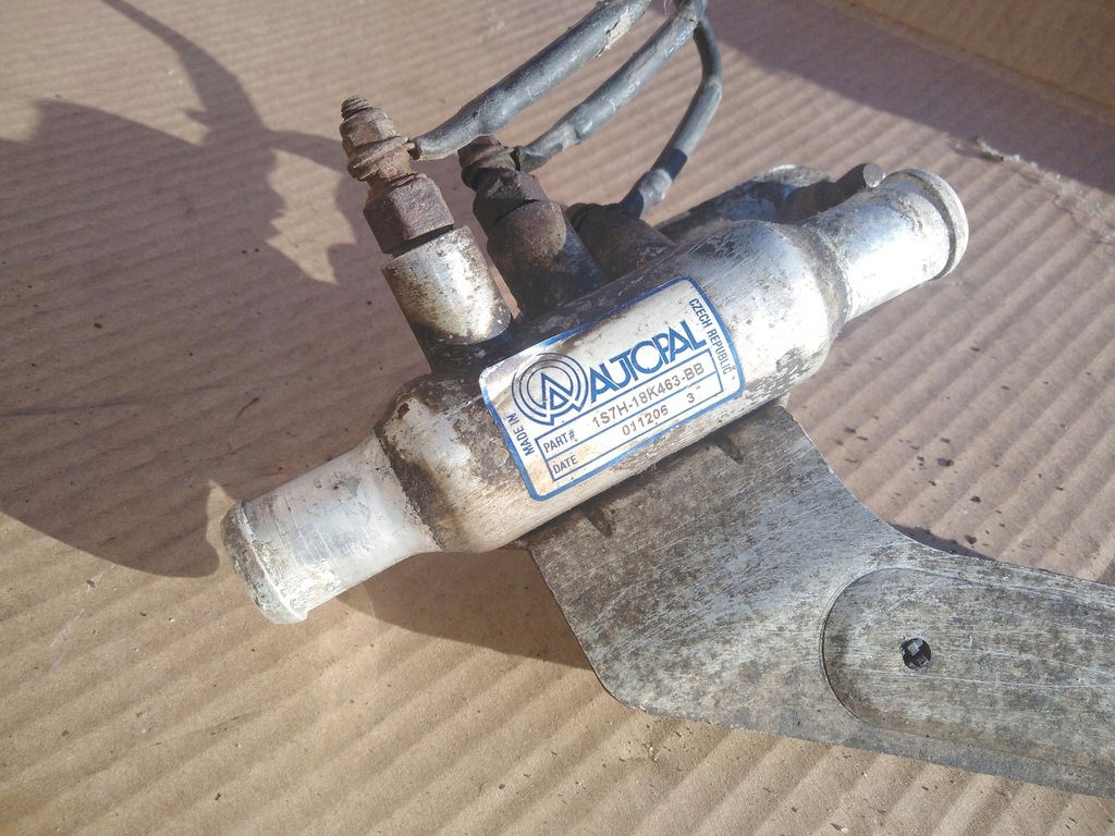 PODGRZEWACZ WODY FORD MONDEO MK3 1S7H18K463