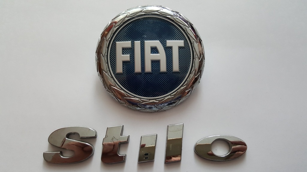 FIAT STILO ZNACZEK EMBLEMAT NA TYLNĄ KLAPĘ