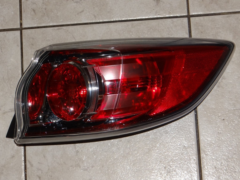 Lampa Tylna Tył Prawa Mazda 3 BL 0913 USA 7246206409