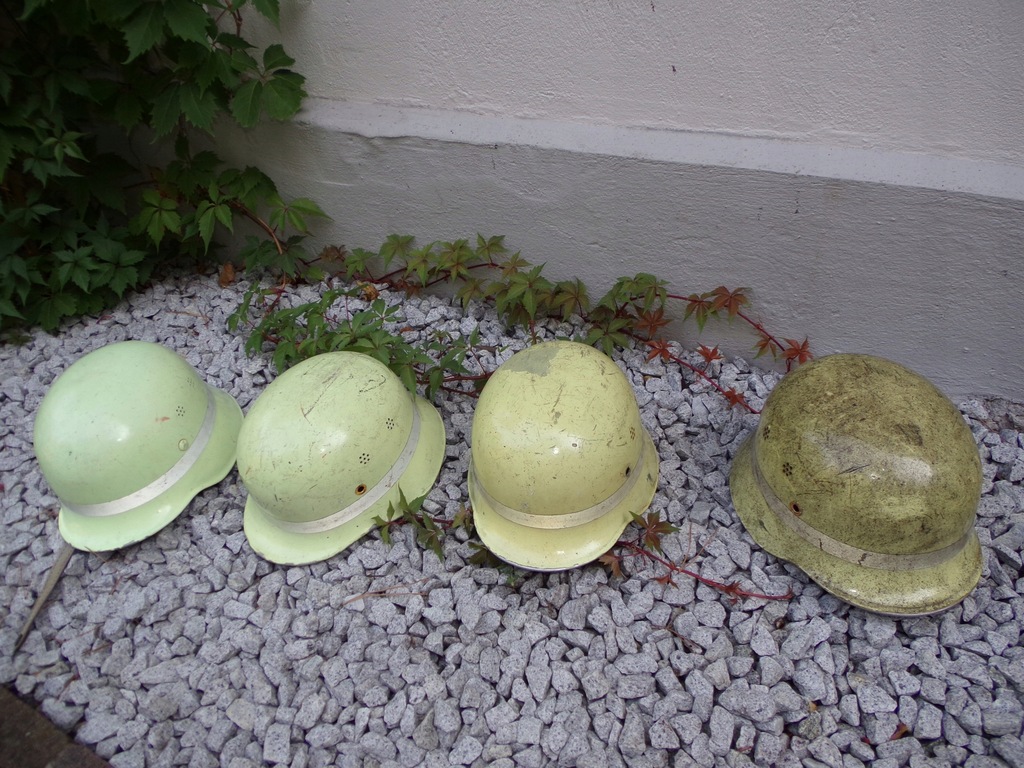 WYKOPKI Z SZOPKI NIEMIECKIE HEŁMY STRAŻACKIE 4 SZT