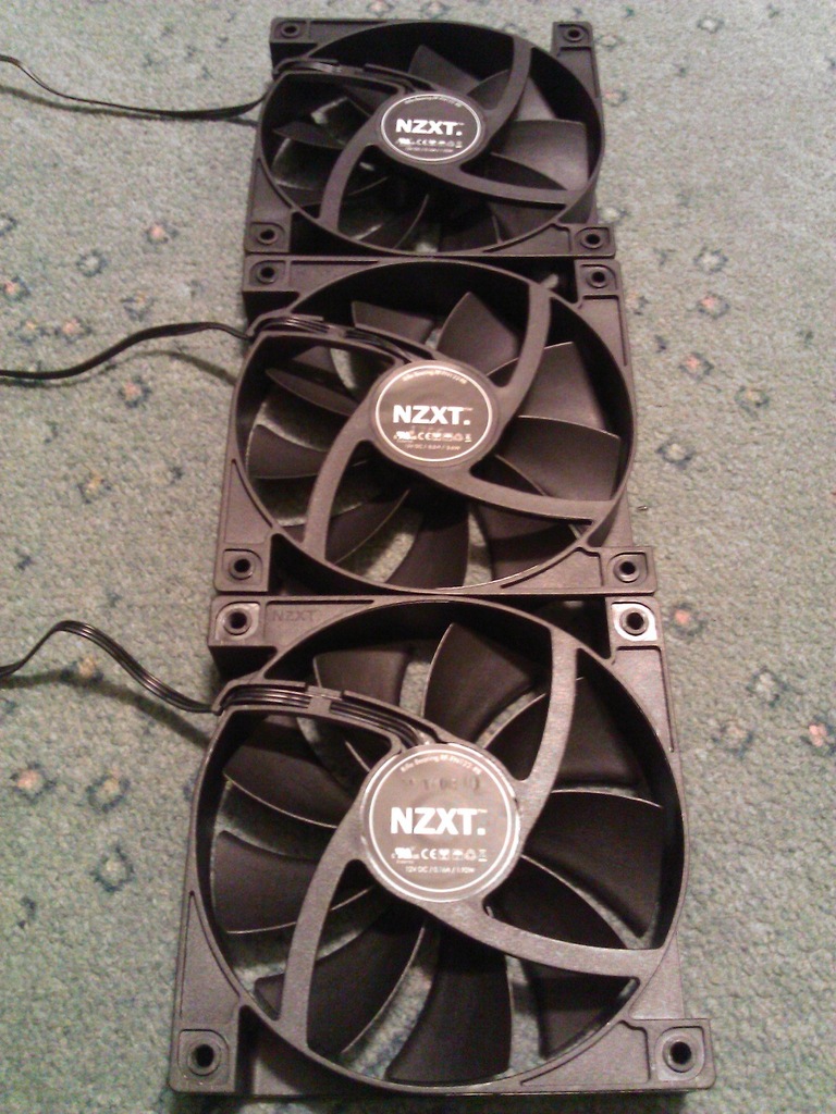 NZXT FN V2 (RF-FN122-RB) 120 mm, zestaw
