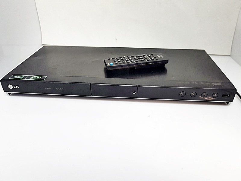 ODTWARZACZ DVD LG DVX582 Z USB + PILOT