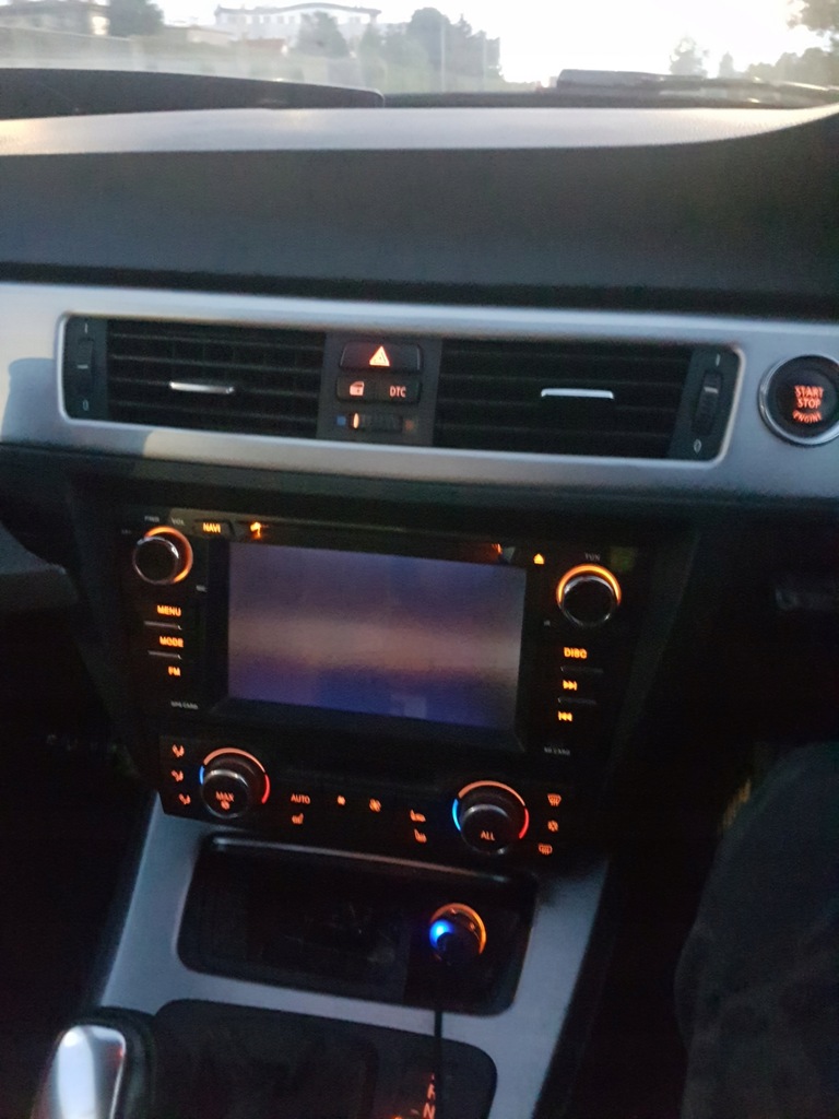 BMW E90 E91 E92 E93 RADIO DOTYKOWE DUZA NAVI LCD
