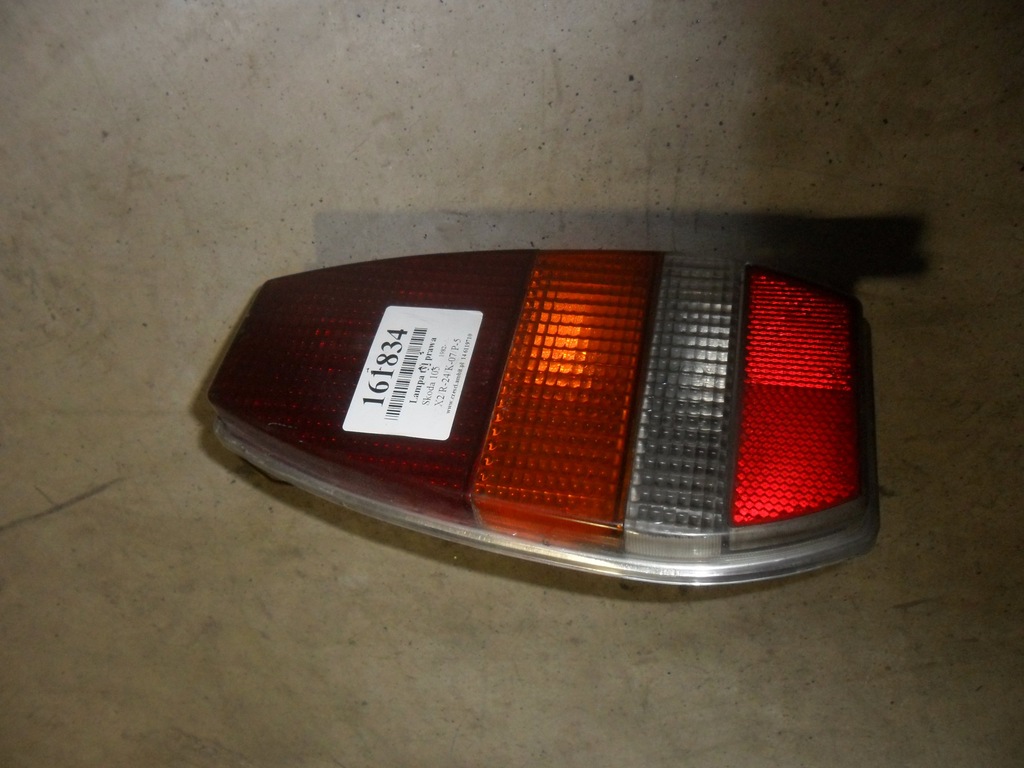 Skoda 105 Lampa tył prawa