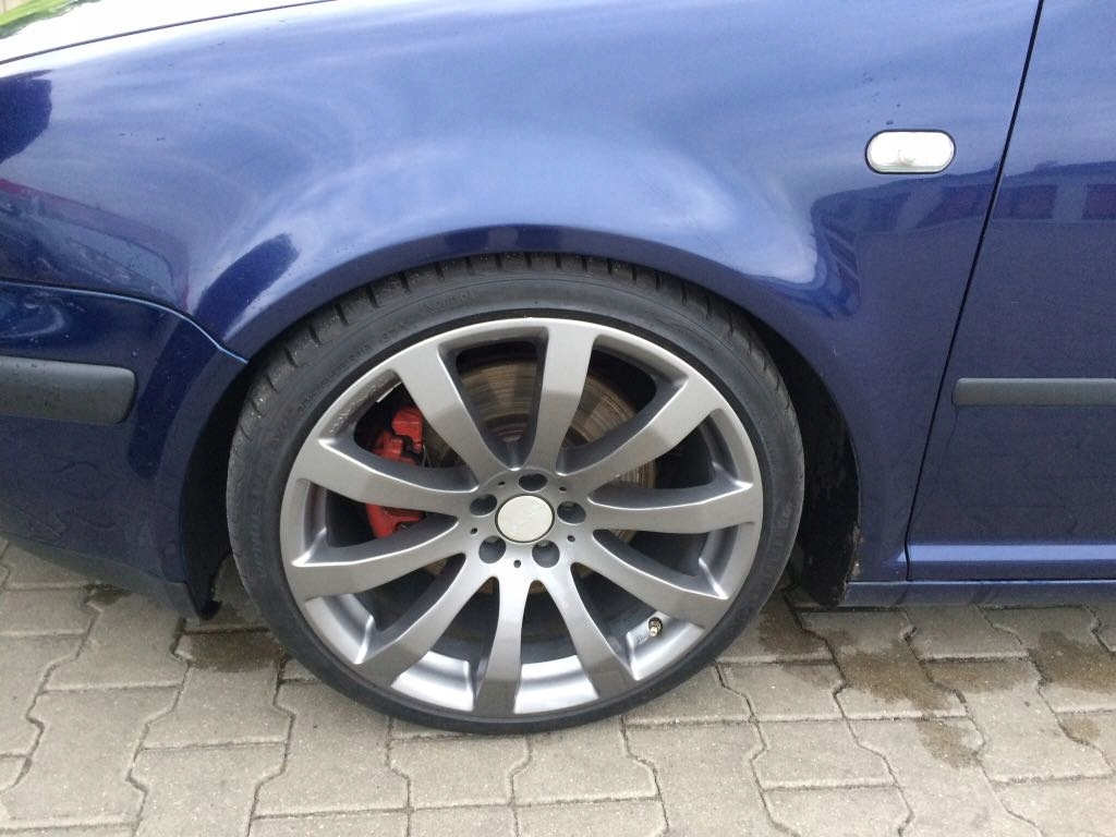Tomason TN4 8.5j 18 et30 5x100 225/35/18 Hankook