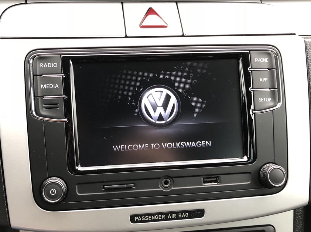 VW RCD 330 G+ (6RD035187B)