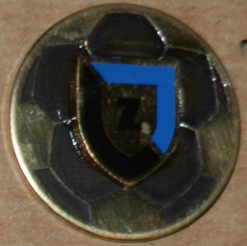 ZAWISZA BYDGOSZCZ - HERB NAŁOŻONY NA PIŁKĘ