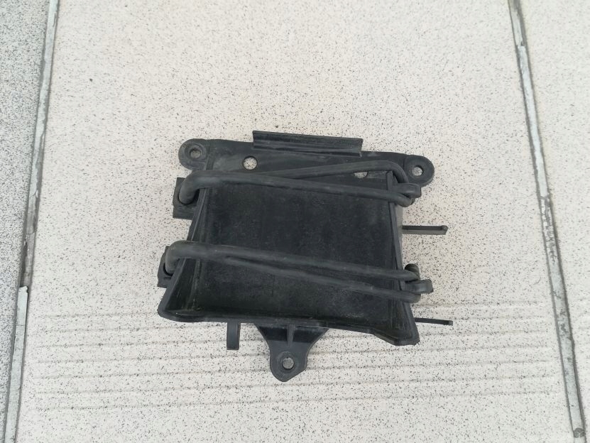KTM EXC 125 250 400 450 525 MOCOWANIE AKUMULATORA