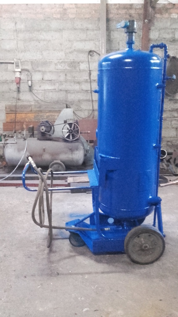 Piaskarka - zbiornik 240l