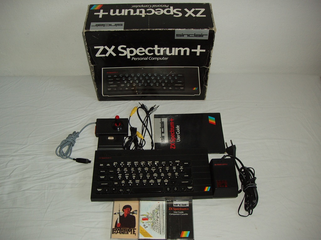Sinclair ZX spectrum+ zestaw