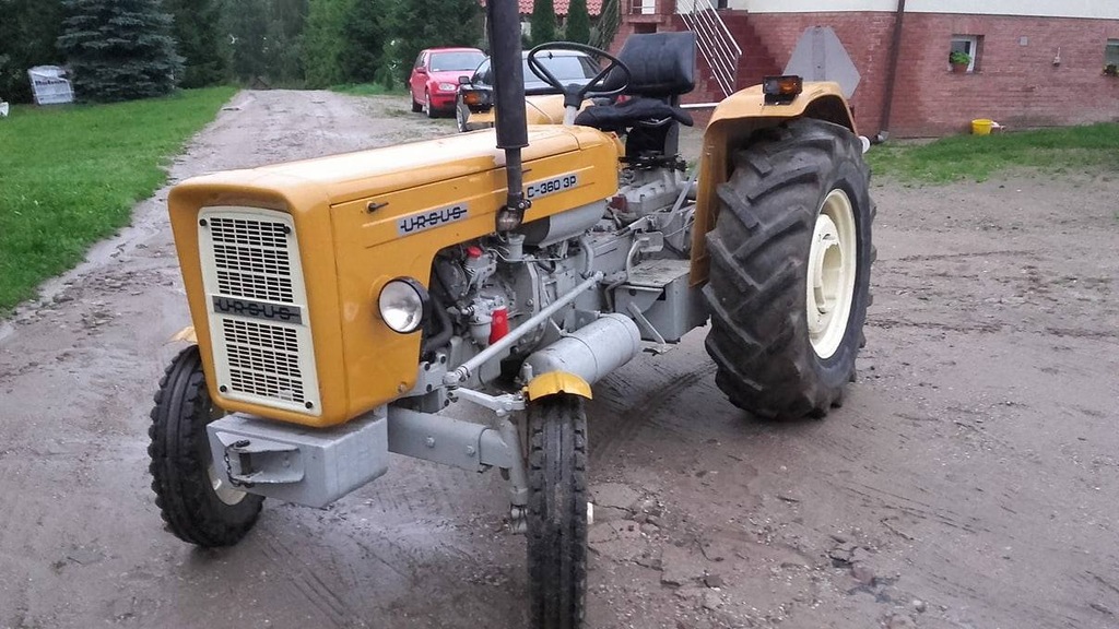 Ursus C-360 3P z kabiną po kapitalnym remoncie.