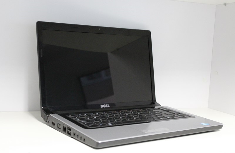 Srs dell studio 1558 торга нет