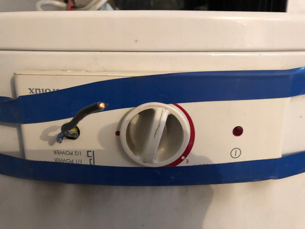 Bojler elektryczny 50L Electrolux EWH-50 SL - 7410468853 - oficjalne ...