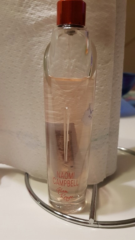 Tester perfum Naomi Campbell Glam Rouge 43ml.