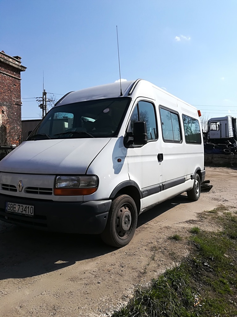Renault Master 2.2 dci 9 osobowy